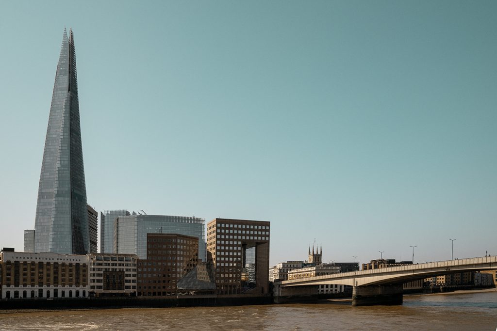 Editorial, Corporate & Commercial Photographer — Edinburgh 171 230608 8 Bridges 01471