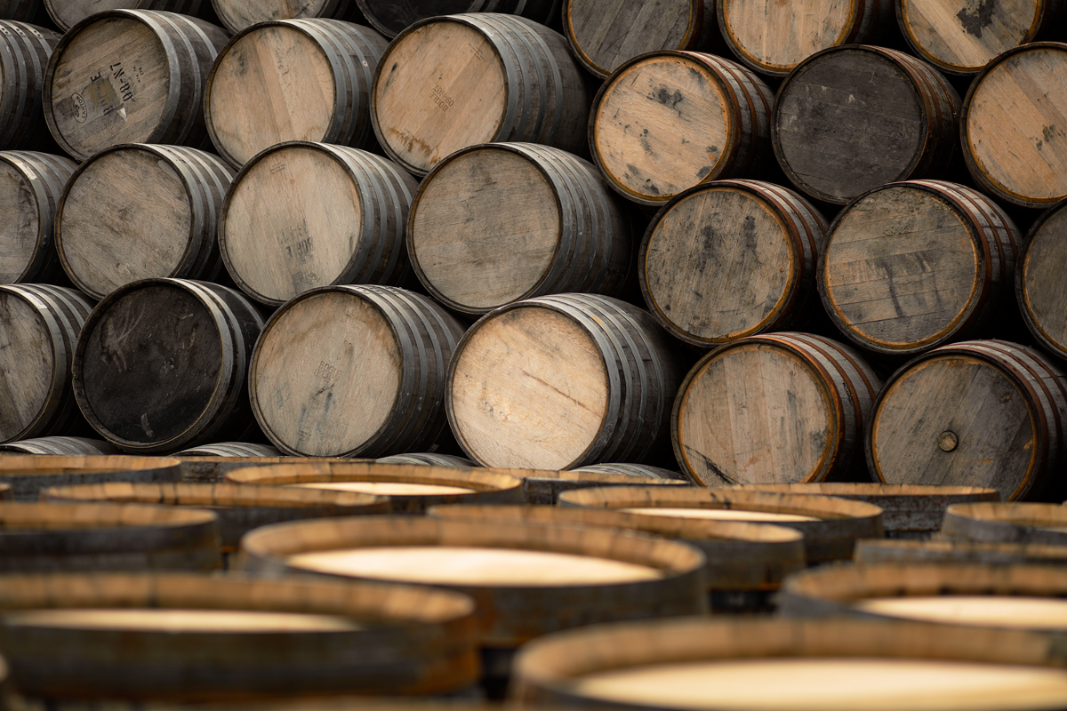Whisky barrels scotland 1200
